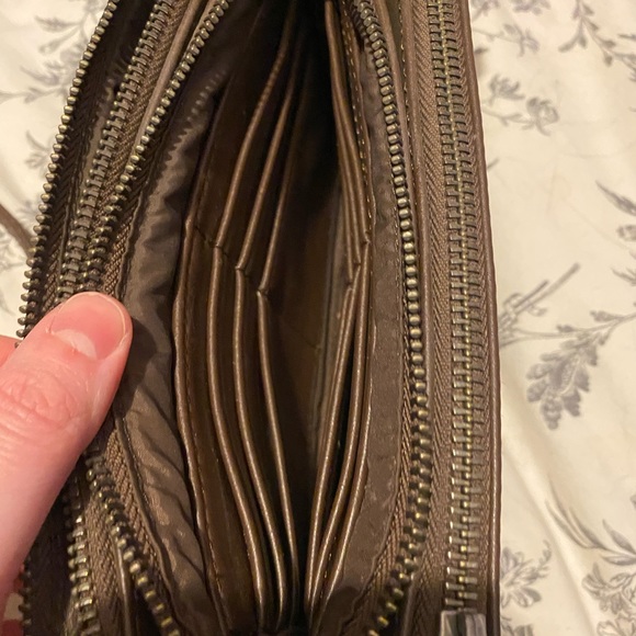 Matt & Nat crossbody brown purse - Picture 2 of 4